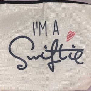 Swiftie Make-up bags NEW